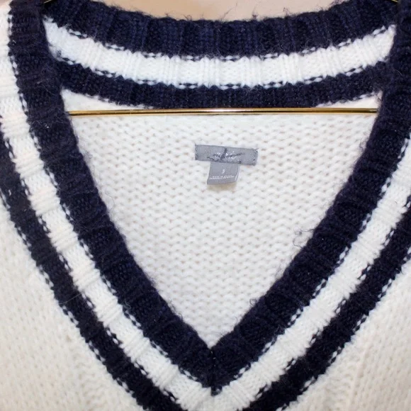 Aerie Oversized White + Navy Cable Knit Varsity Sweater - Picture 4 of 4